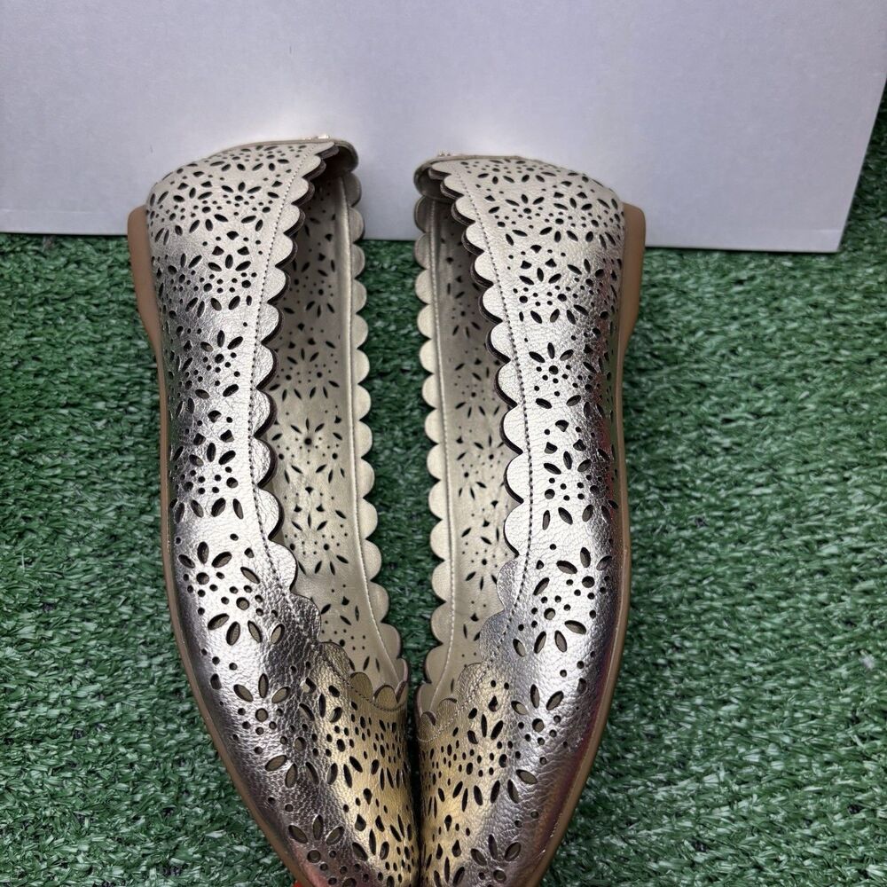 Coach Champagne Gold COACH Carsin Openwork Pattern Flats Size 5 - Picture 4 of 6
